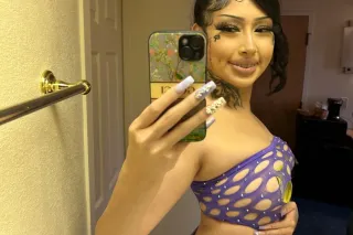 IM SO HORNY BABY I NEED SOMEON... - Image 2